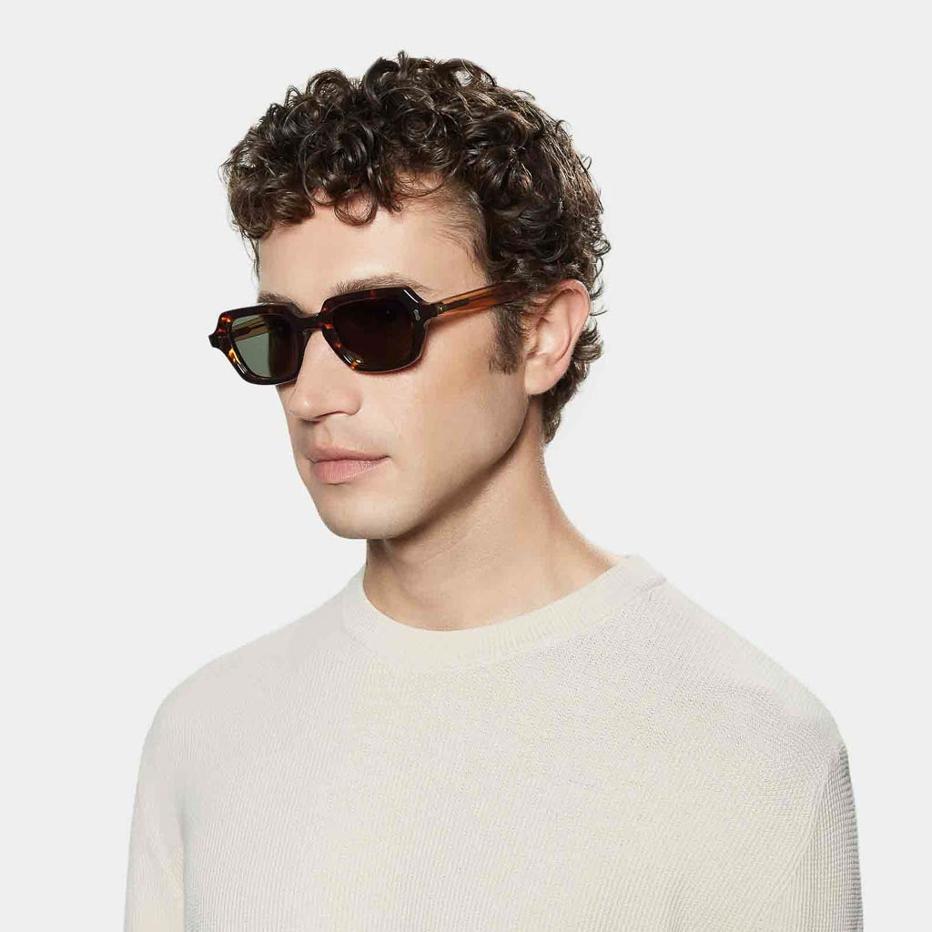 oak-eco-bicolor-bottle-green-sustainable-tbd-eyewear-man