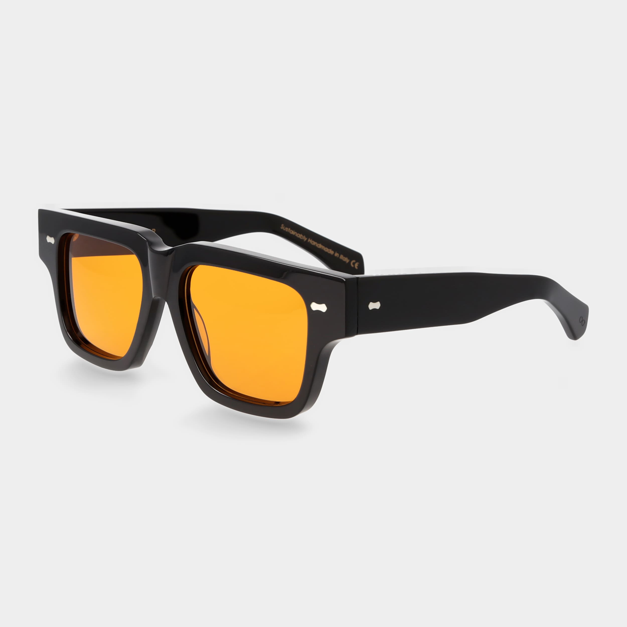 Mask sunglasses with orange lenses: Tela | TBD Eyewear